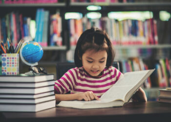 Instalan kioskos académicos para niños en bibliotecas