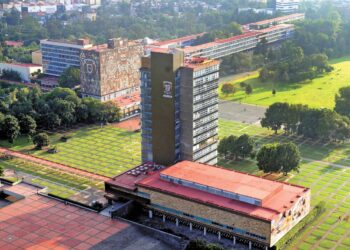 UNAM inicia clases a distancia