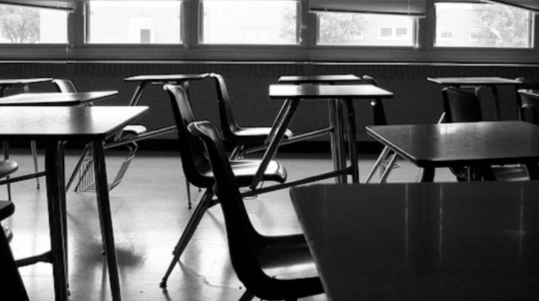 Deserción escolar: 245,000 estudiantes abandonaron la educación superior