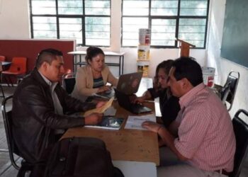 Docentes acusan adeudo salarial en la Huasteca