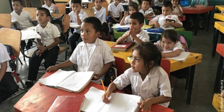Educación vs. populismo: Ana Lilia Herrera