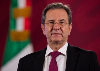 AMLO propone que el titular de la SEP sea embajador de México en EU