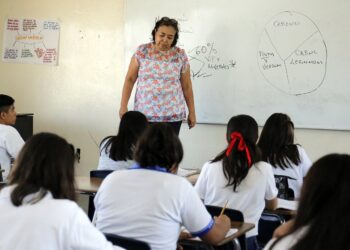 Covid-19 será enfermedad de riesgo de trabajo para los docentes: SEP
