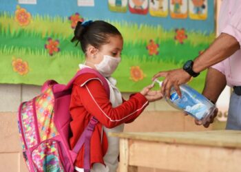 Regreso a clases presenciales por estados: AMLO