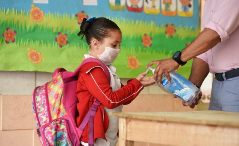 Regreso a clases presenciales por estados: AMLO
