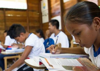 UNESCO advierte que la financiación de la educación se reducirá en 12% para 2022