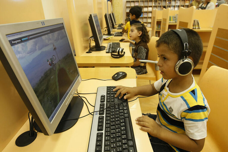 Cómo aumentar la participación de los estudiantes con videojuegos
