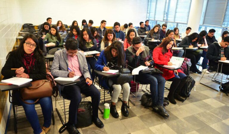 Salón de clases universitario