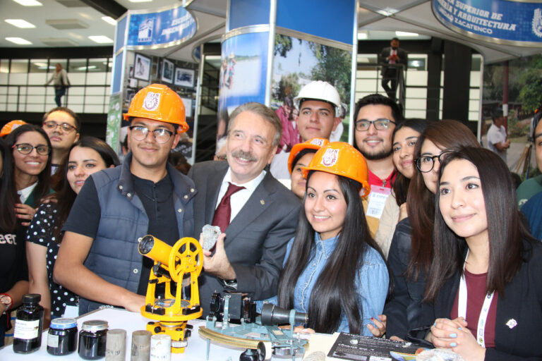 INAUGURA-EL-IPN-EXPO-PROFESIOGRÁFICA-2020-DE-NIVEL-SUPERIOR-6