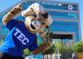El Tec ofrece beca