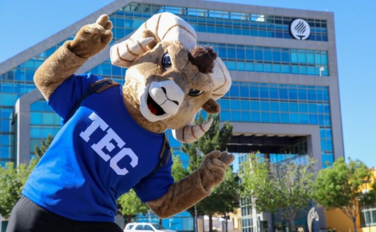 El Tec ofrece beca