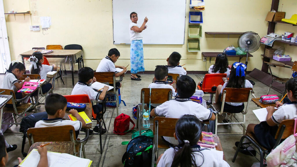regreso-clases-acapulco