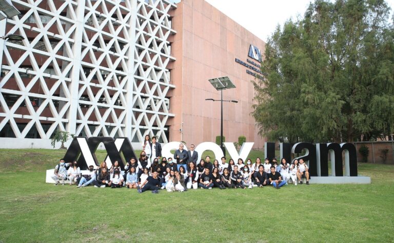 UAM-estudiantes