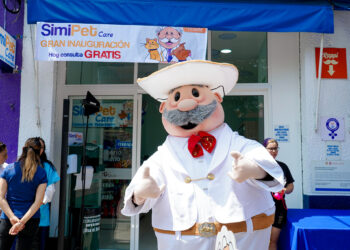 Víctor González Herrera inaugura nuevas sucursales de SimiPet Care