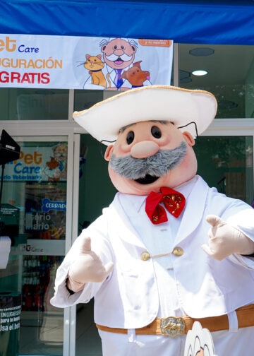 Víctor González Herrera inaugura nuevas sucursales de SimiPet Care