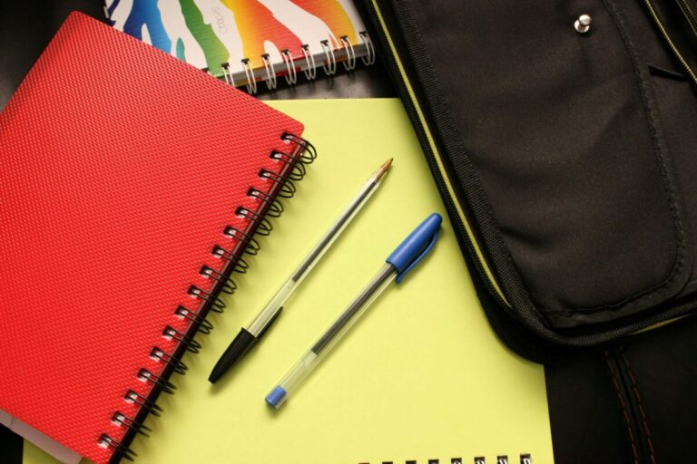 Gobierno de Chihuahua entrega insumos escolares a planteles de educación básica para fortalecer la enseñanza