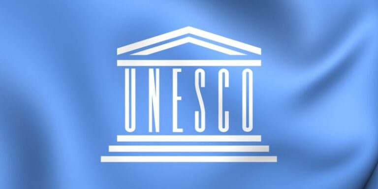 Líderes educativos reunidos en República Dominicana para impulsar la educación para la paz y los derechos humanos con la UNESCO.
