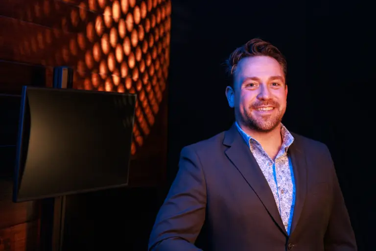 Mejores profesores de negocios impulsan innovación educativa y aprendizaje activo en universidades de Estados Unidos.