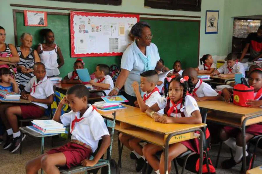 ducación en Cuba enfrenta desafíos con apoyo de UNESCO para garantizar continuidad educativa