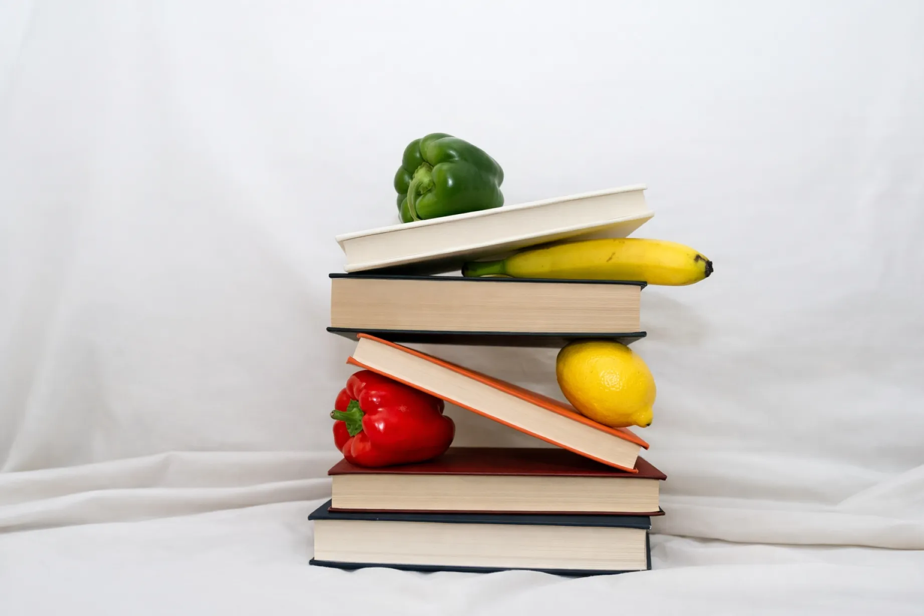 familias mexicanas aprendiendo educación nutricional para prevenir obesidad infantil desde casa