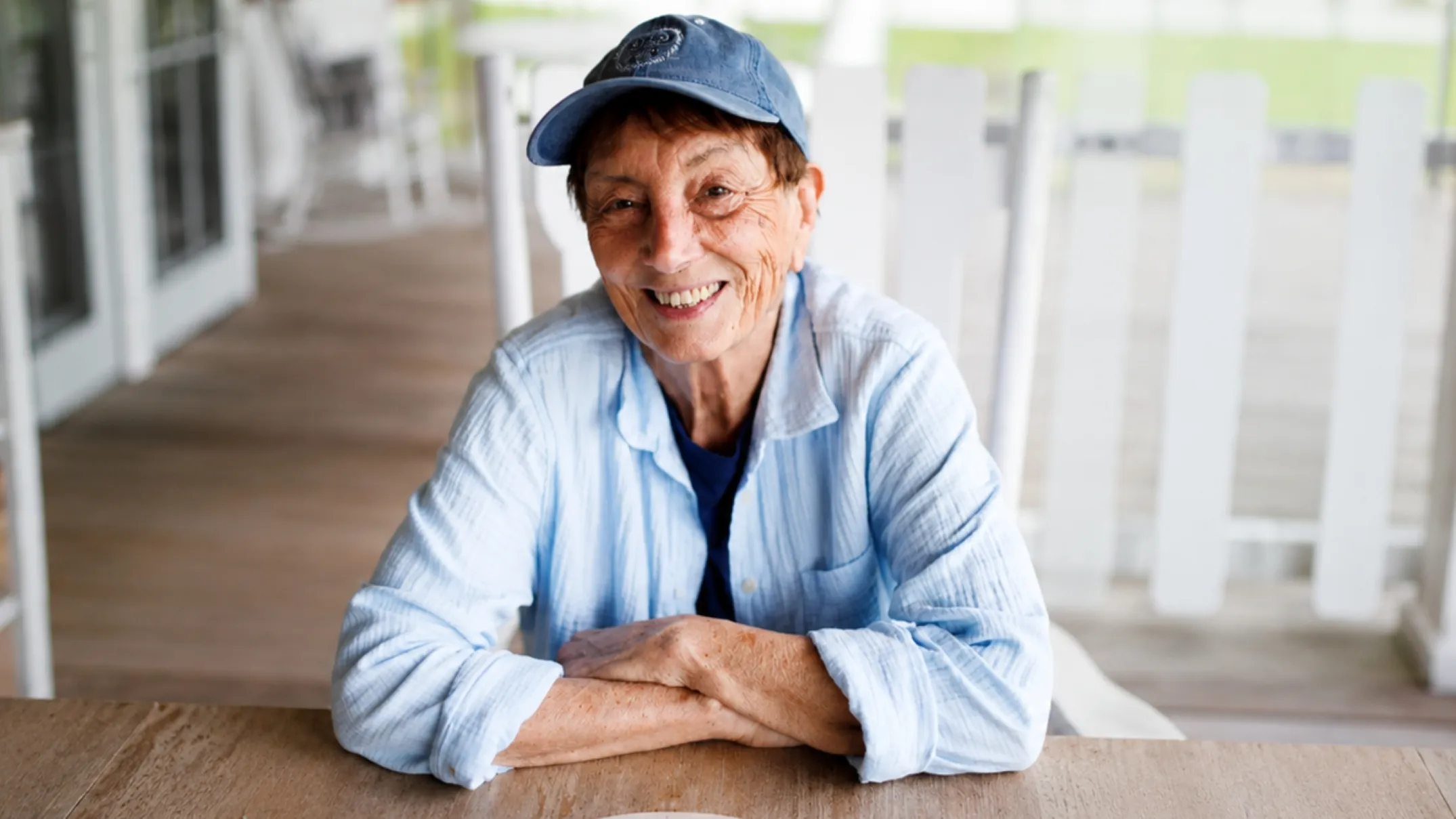 Historia de Rosie Rines y su graduación en Harvard a los 79 años como ejemplo de superación académica