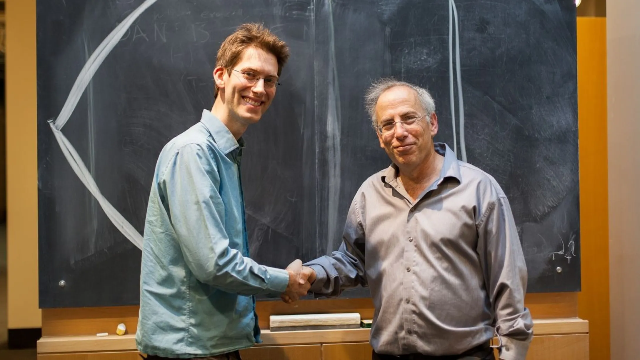 Aram Harrow analiza los avances de la computación cuántica y su impacto en la ciencia y la tecnología.