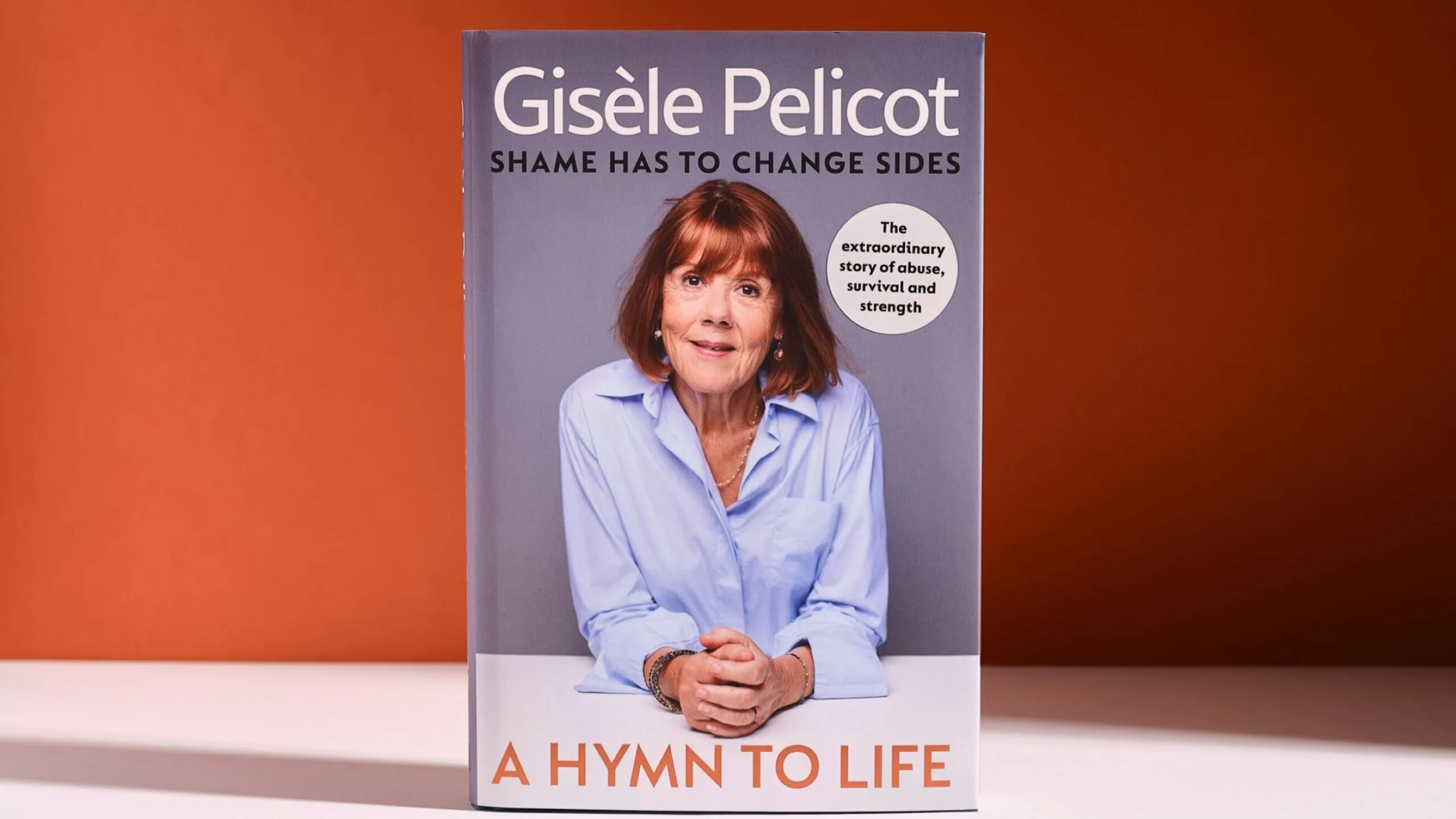 Gisèle Pelicot comparte en su libro una reflexión sobre resiliencia, justicia y recuperación tras años de violencia.