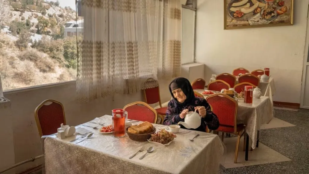 Fotografía ganadora de World Food Photography Awards que muestra una escena cotidiana relacionada con la alimentación