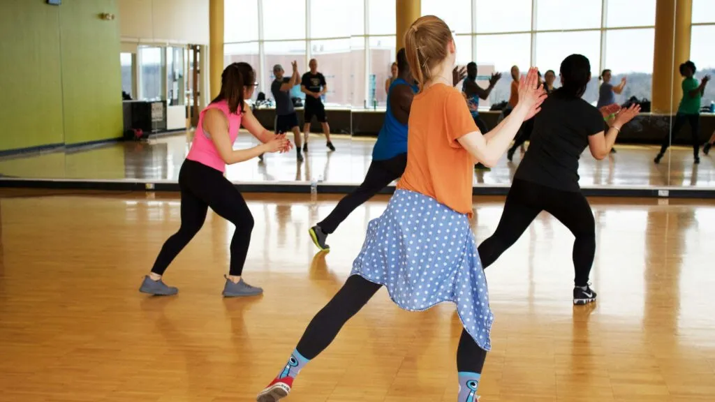 Bailar durante unos minutos al día puede mejorar la concentración, la creatividad y la salud cerebral.