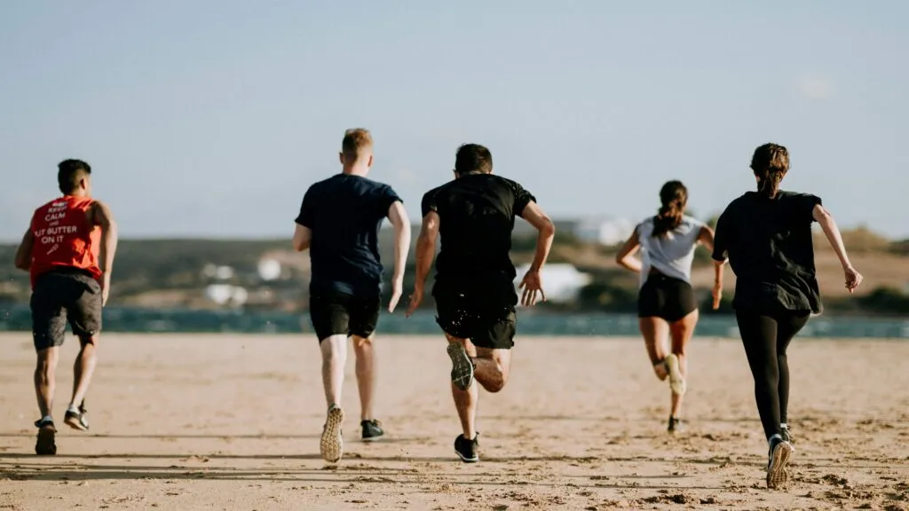 Recomendaciones para realizar ejercicio de forma segura durante episodios de calor extremo.
