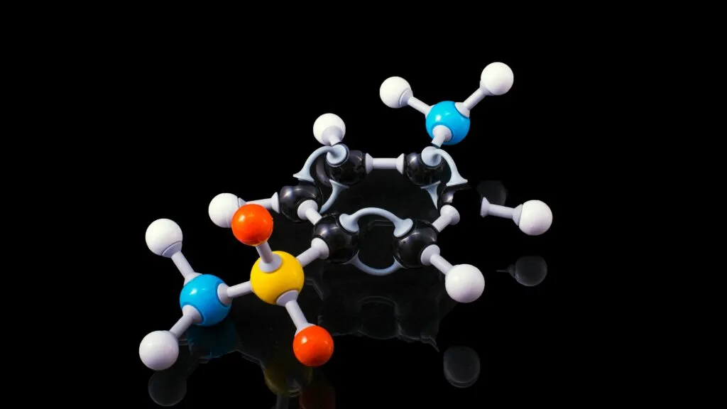 Seis péptidos avanzan hacia la formulación magistral mientras la FDA revisa su eficacia, seguridad y regulación médica.