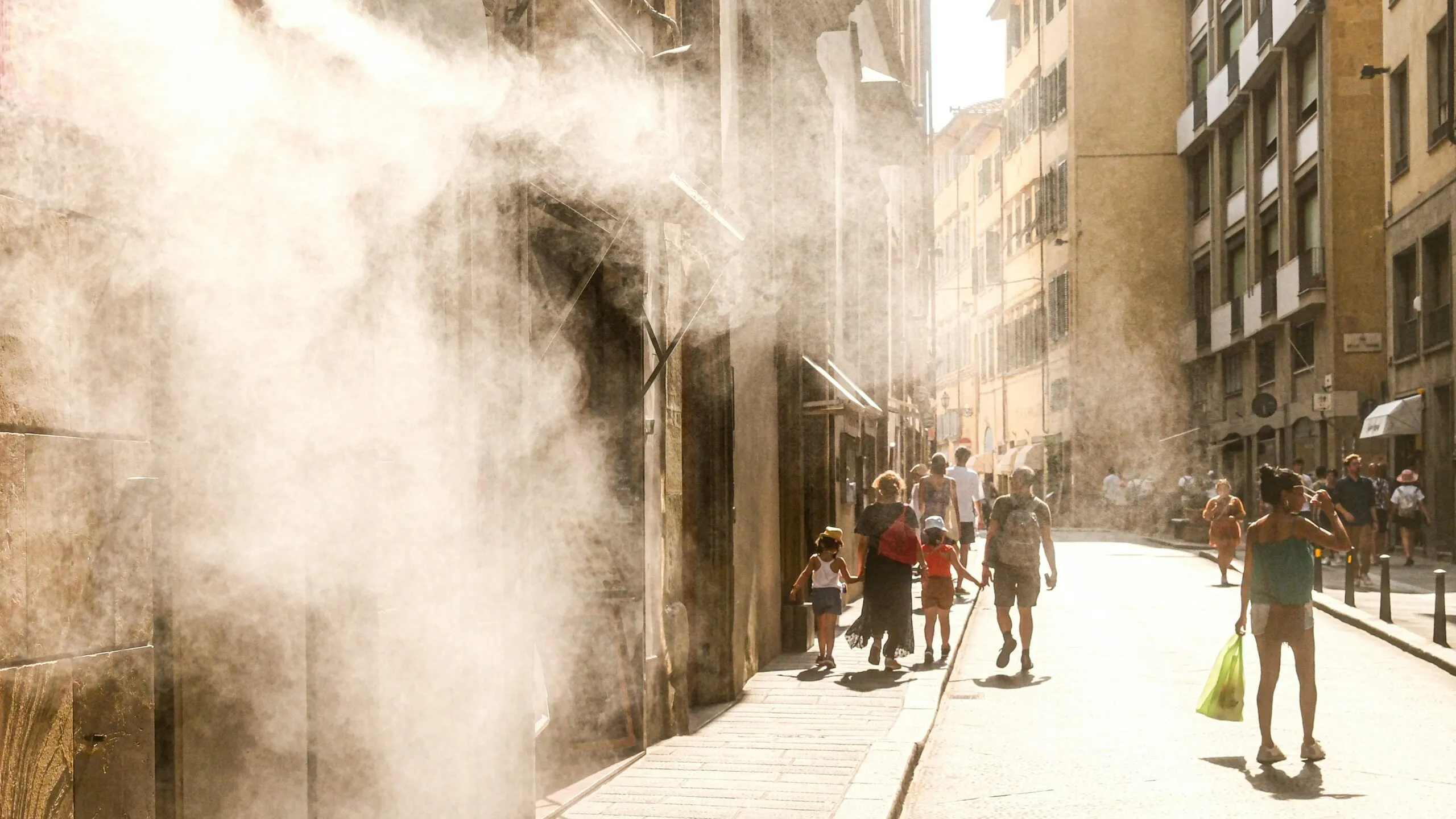 Investigación sobre los efectos de una ola de calor en la salud mental, el sueño y el rendimiento cognitivo.