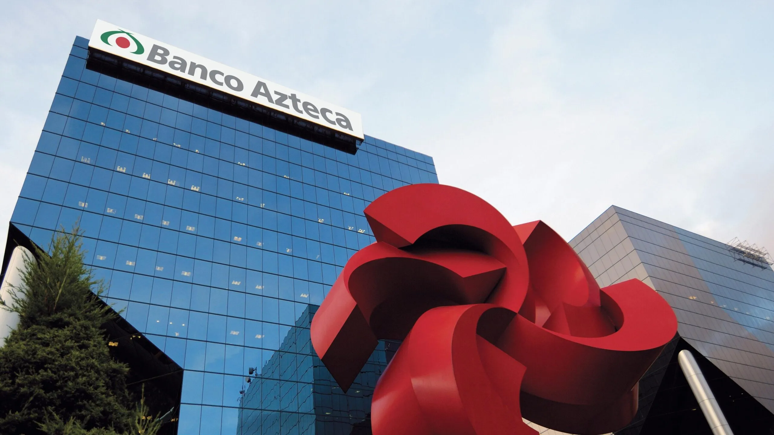 Grupo Salinas acredita pagos fiscales por 319 mil millones de pesos