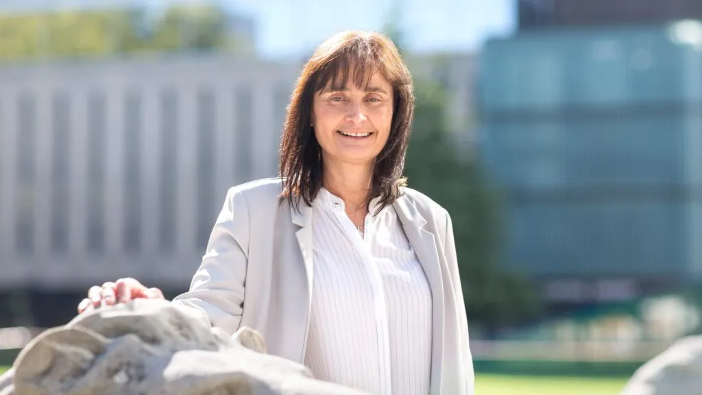 Michele Dougherty es la primera mujer Astrónoma Real británica