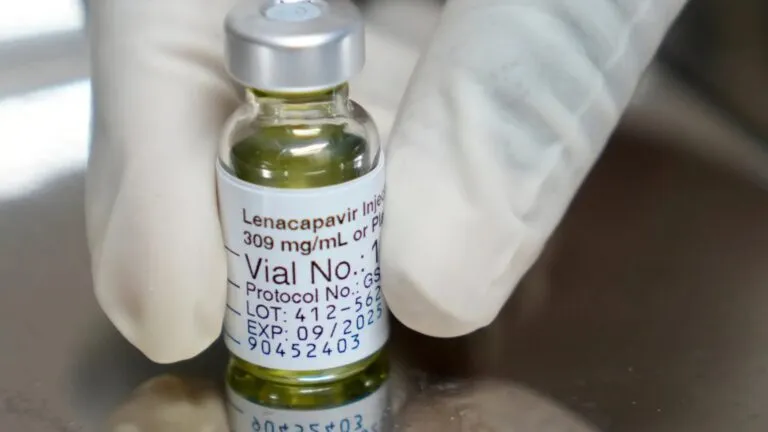 Lenacapavir como tratamiento preventivo contra el VIH con aplicación cada seis meses