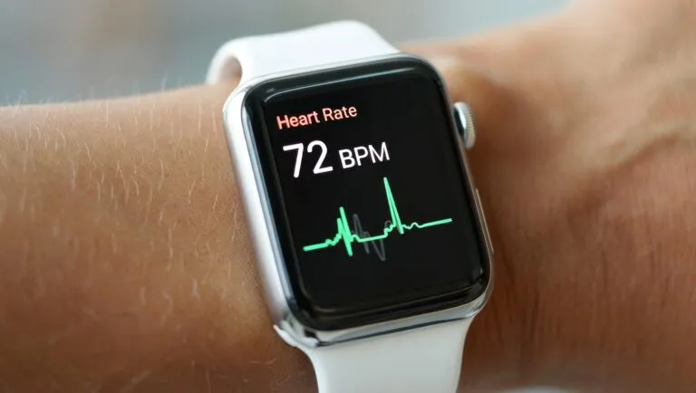 Investigadores de la UNAM estudian dispositivos inteligentes capaces de medir la presión arterial y frecuencia cardiaca para mejorar el monitoreo cardiovascular