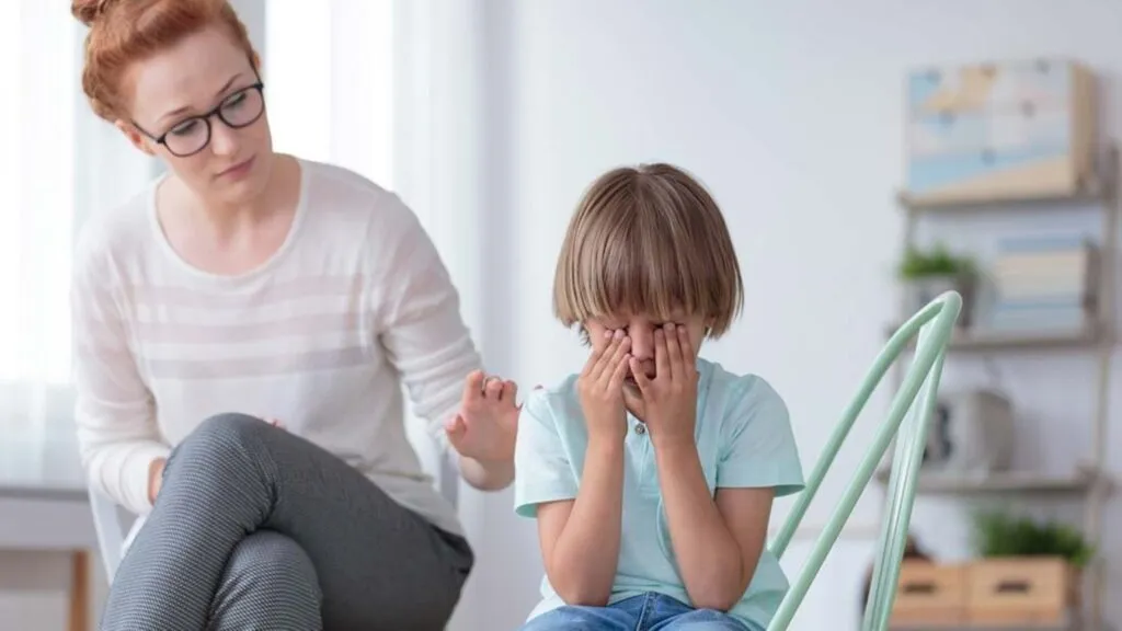 Ansiedad infantil y estrategias familiares estudiadas para ayudar a niñas, niños y adolescentes