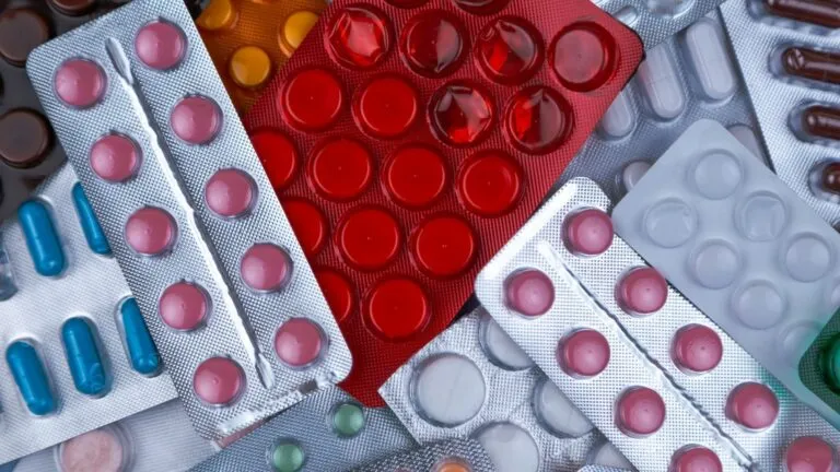 Paciente espera antes de utilizar un antibiótico mediante prescripción diferida