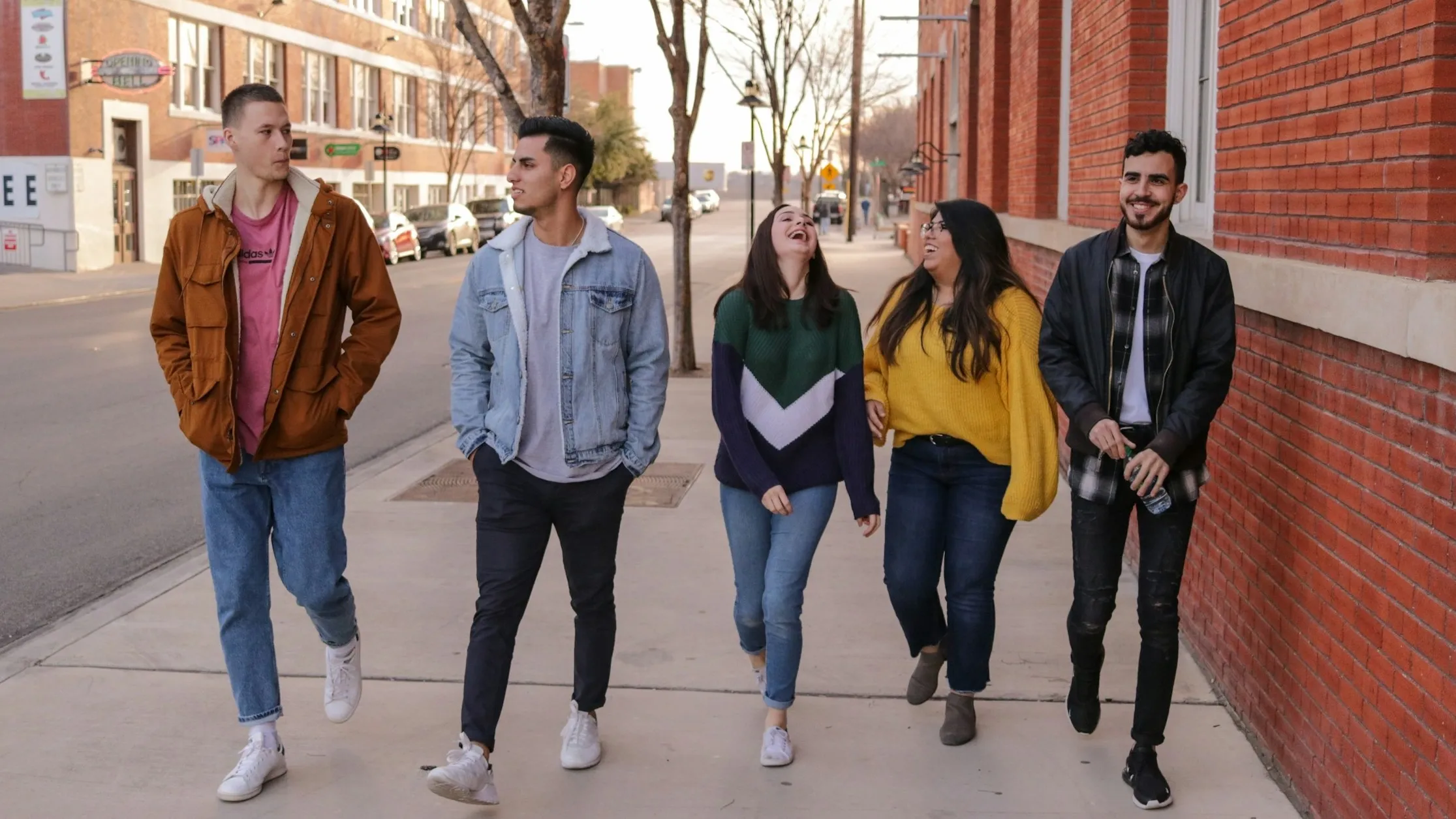 Estudiantes desarrollan inteligencia emocional mediante actividades de convivencia escolar